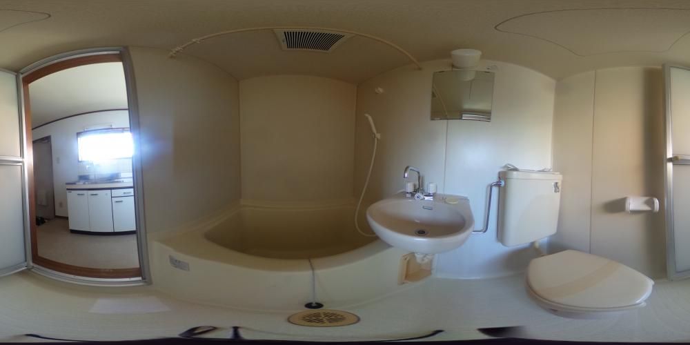 �o�X���[��