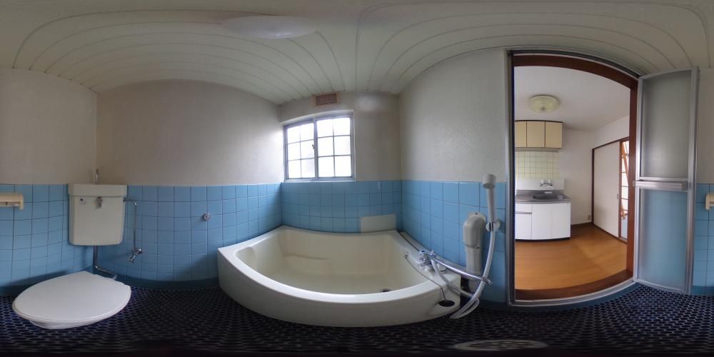 �o�X���[��