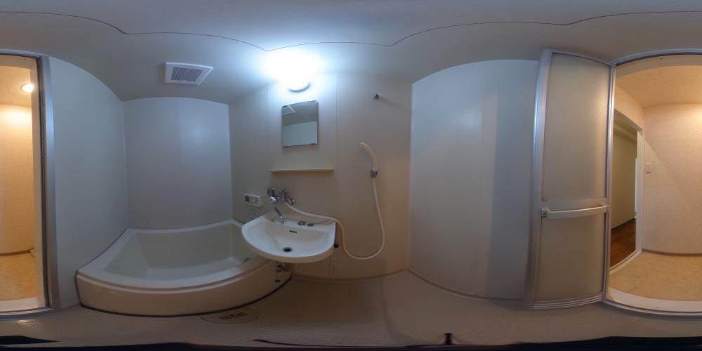 �o�X���[��