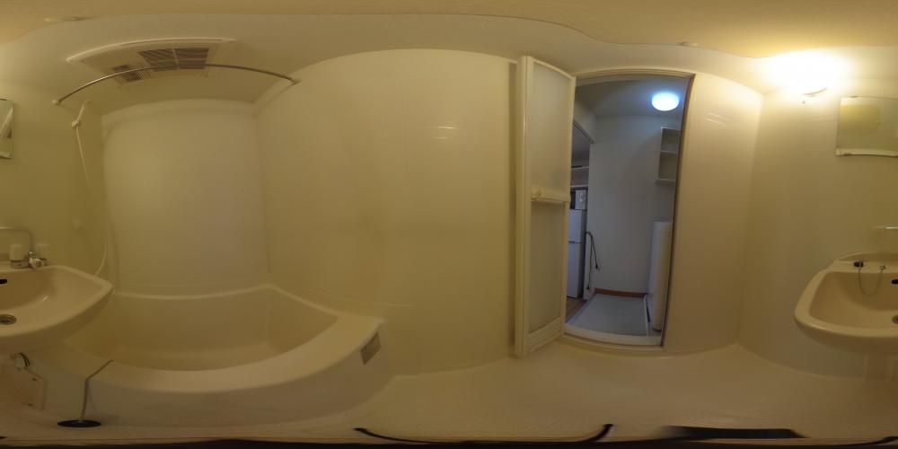 �o�X���[��