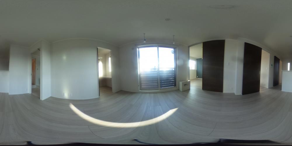 ���r���O