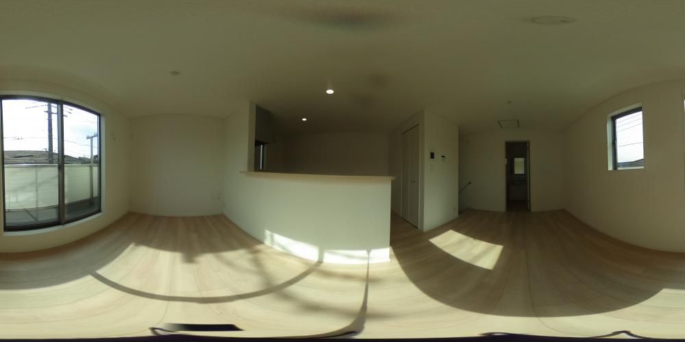 ���r���O