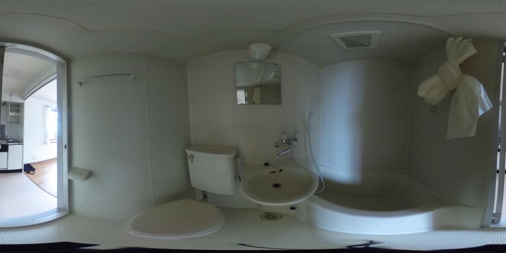 �o�X���[��