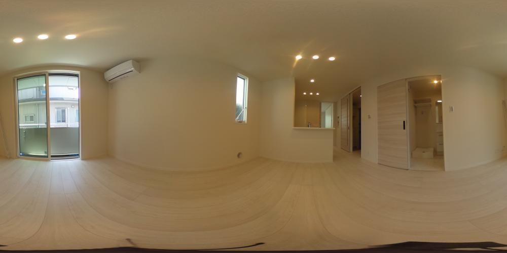 ���r���O